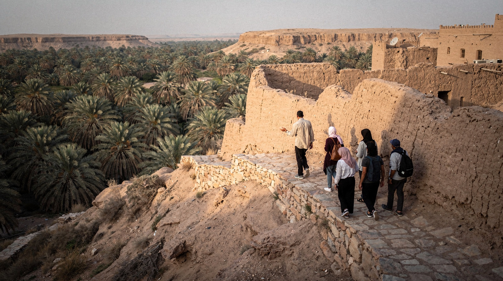 Diriyah tours: At-Turaif, Al Bujairi Terrace and getting there from Riyadh