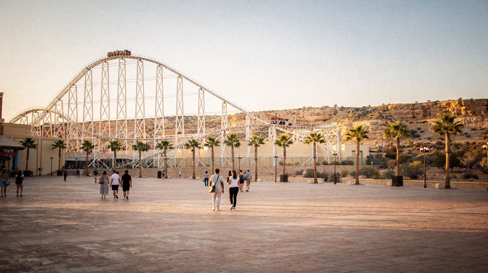 Six Flags Qiddiya: vale la pena per il grande parco a tema di Riad