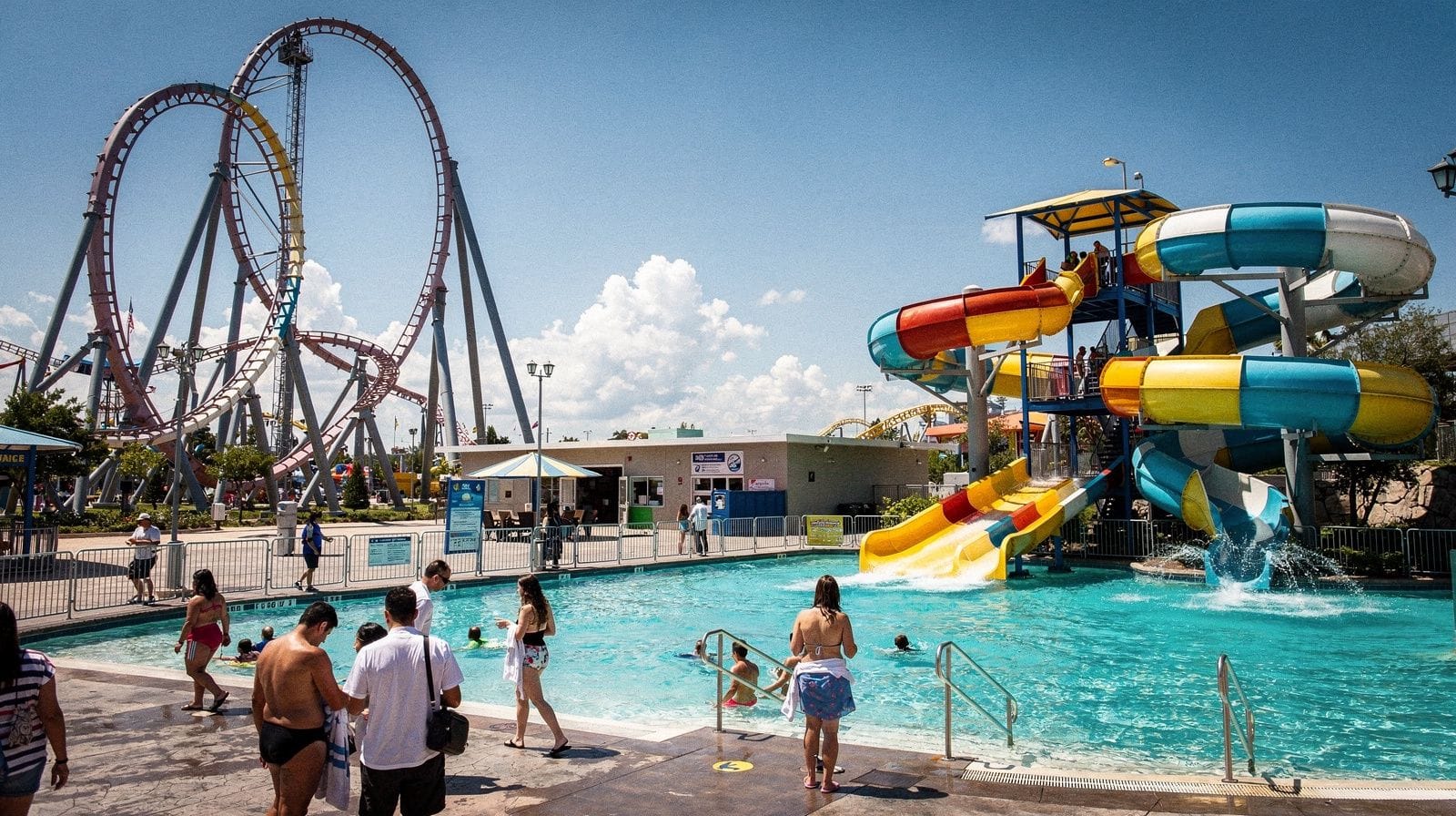 Six Flags Qiddiya o Aquarabia: quale scegliere per il tuo viaggio